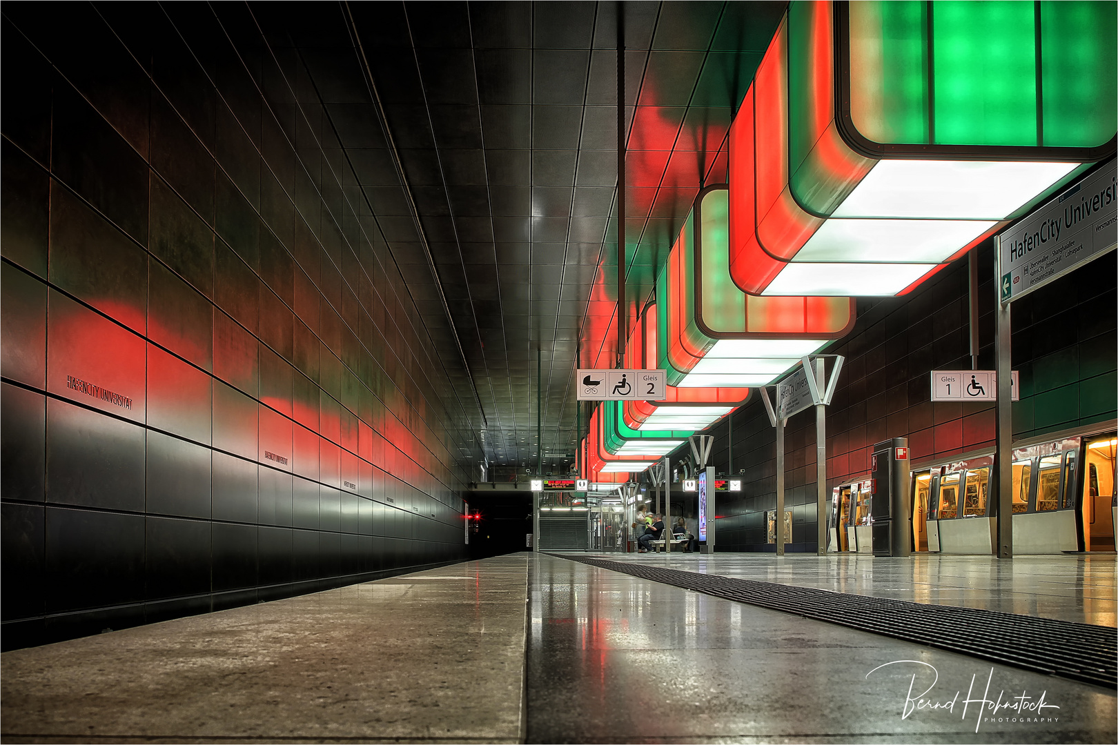 U-Bahnhof HafenCity Universität ...