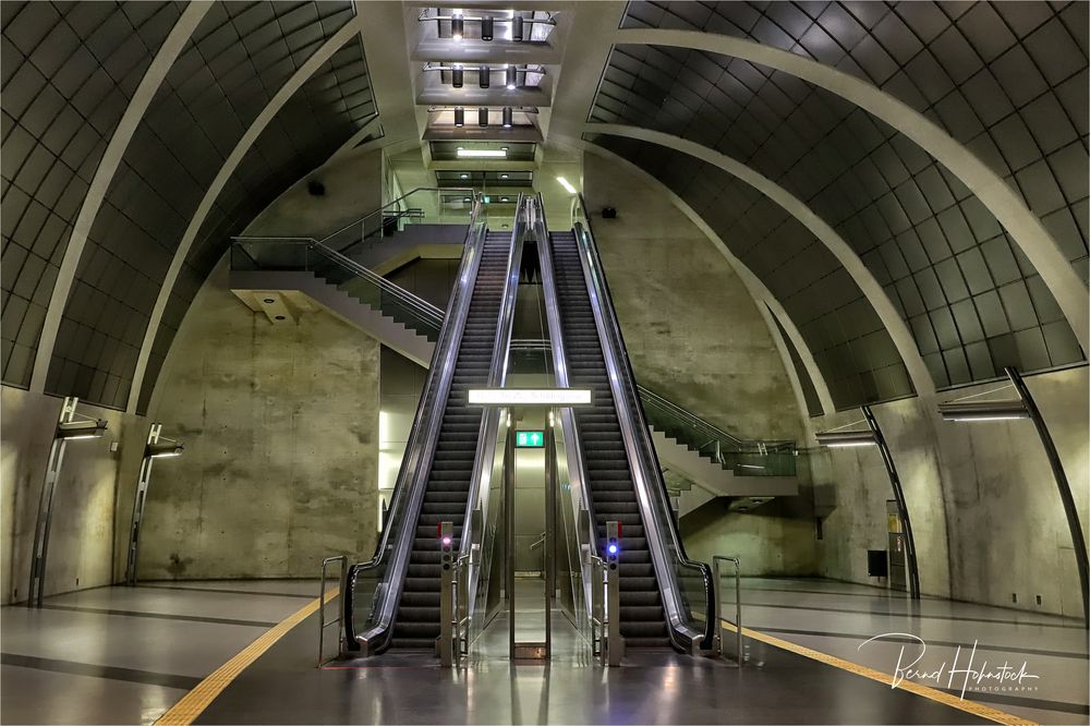 U-Bahnhof Heumarkt ...