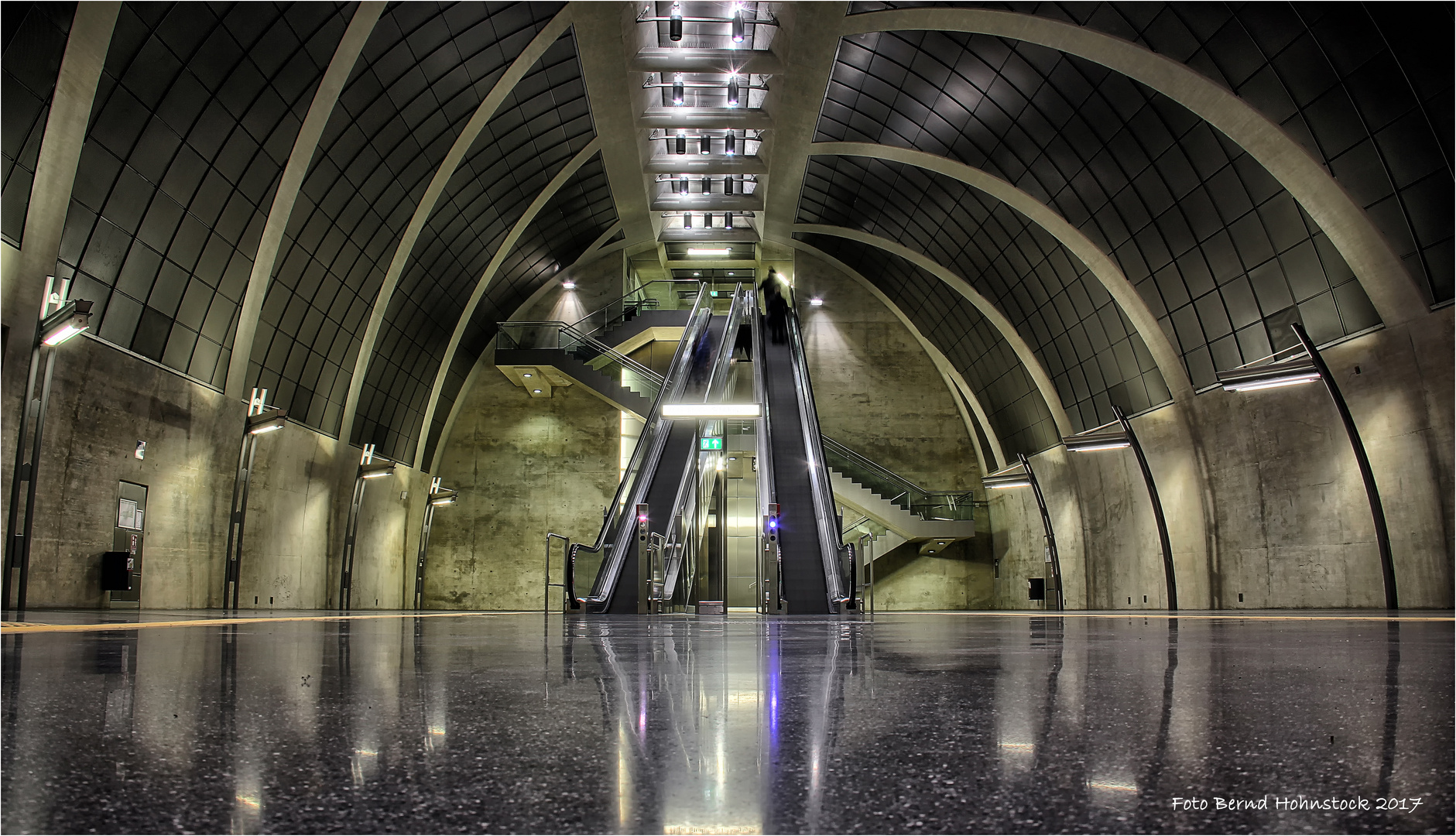 U-Bahnhof Heumarkt zu Köln am Rhein ....