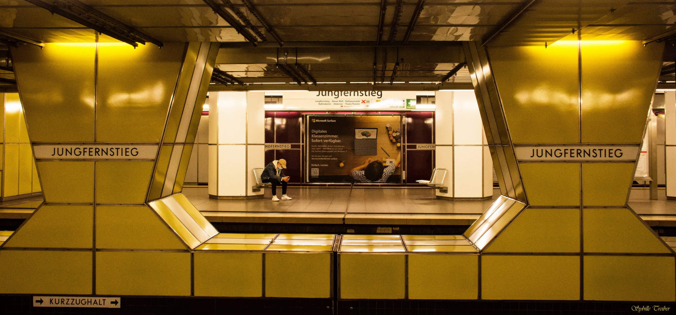 U-Bahnhof Jungfernstieg