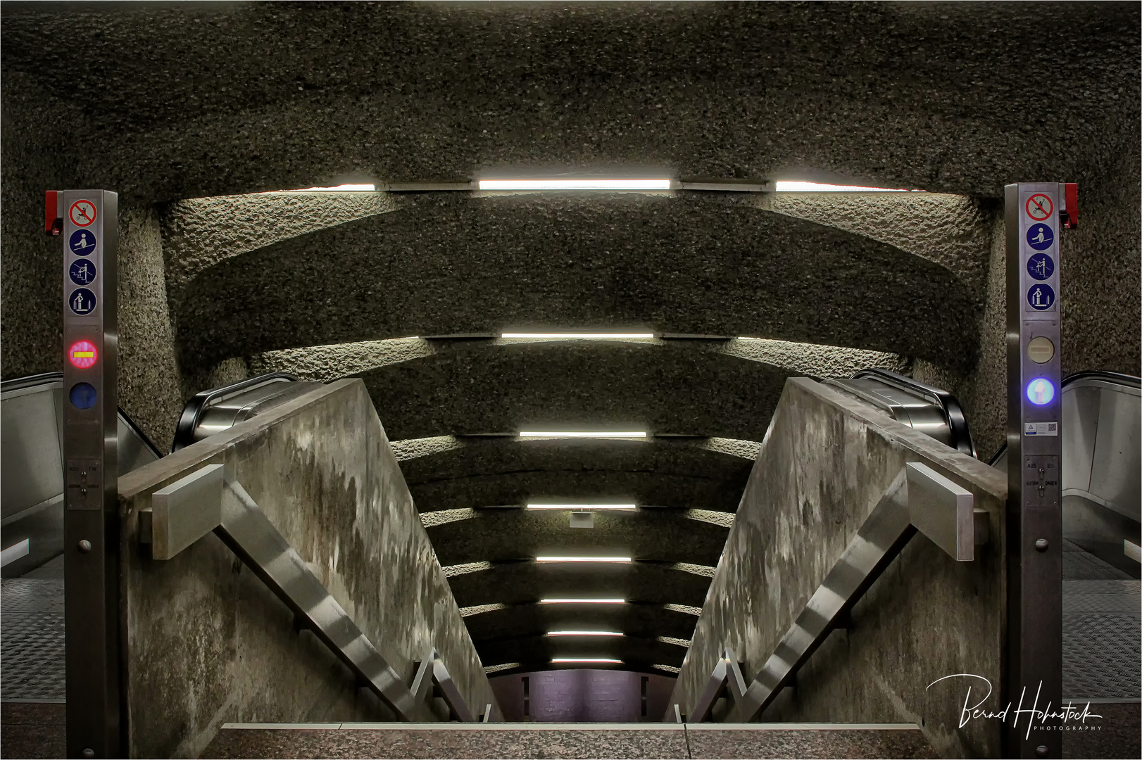 U-Bahnhof Lorenzkirche ...