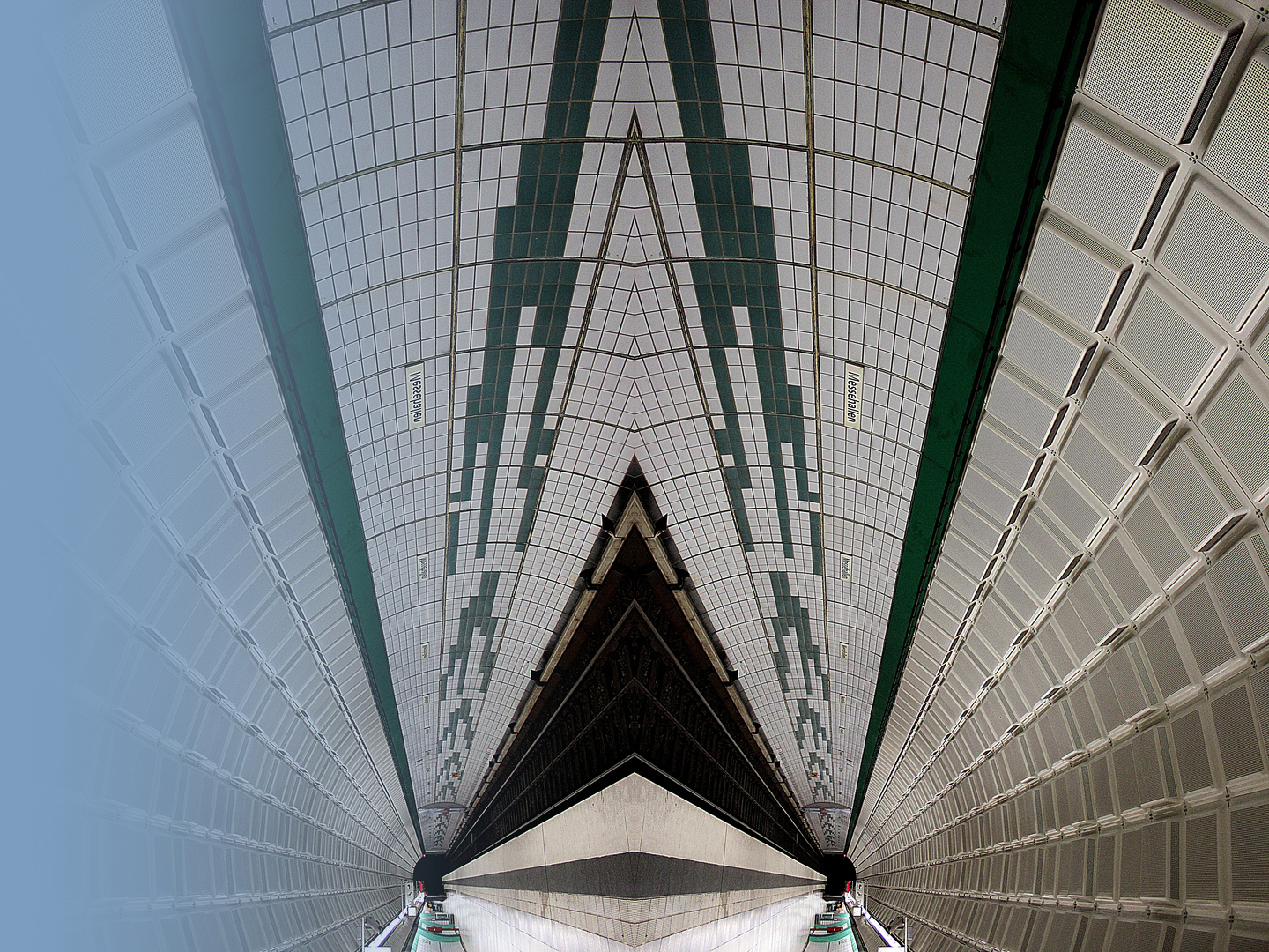 U- Bahnhof Messehallen gespielt