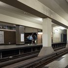 U-Bahnhof mit Durchblick