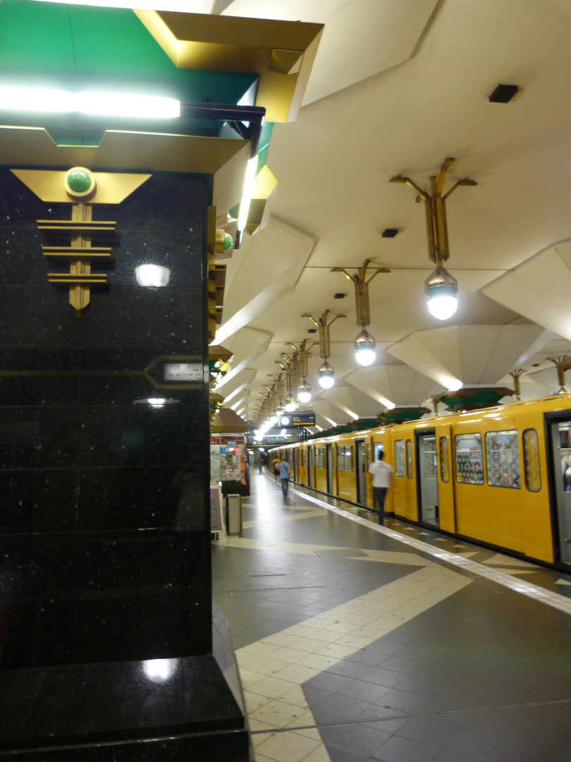 U-Bahnhof Rathaus Spandau (Metro de Berlin)