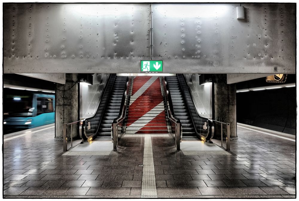 U Bahnhof Schweizer Platz