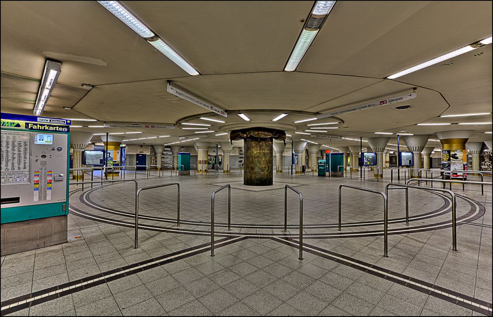 ~ U-Bahnstation 2 ~