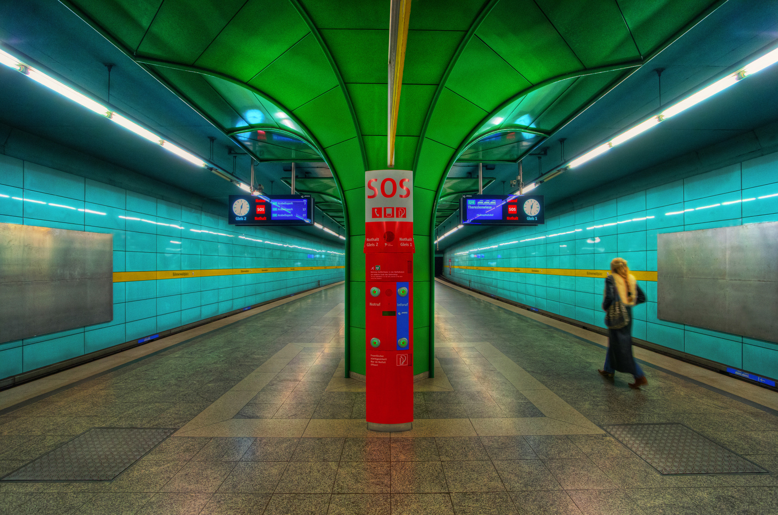 U-Bahnstation "Böhmerwaldplatz"