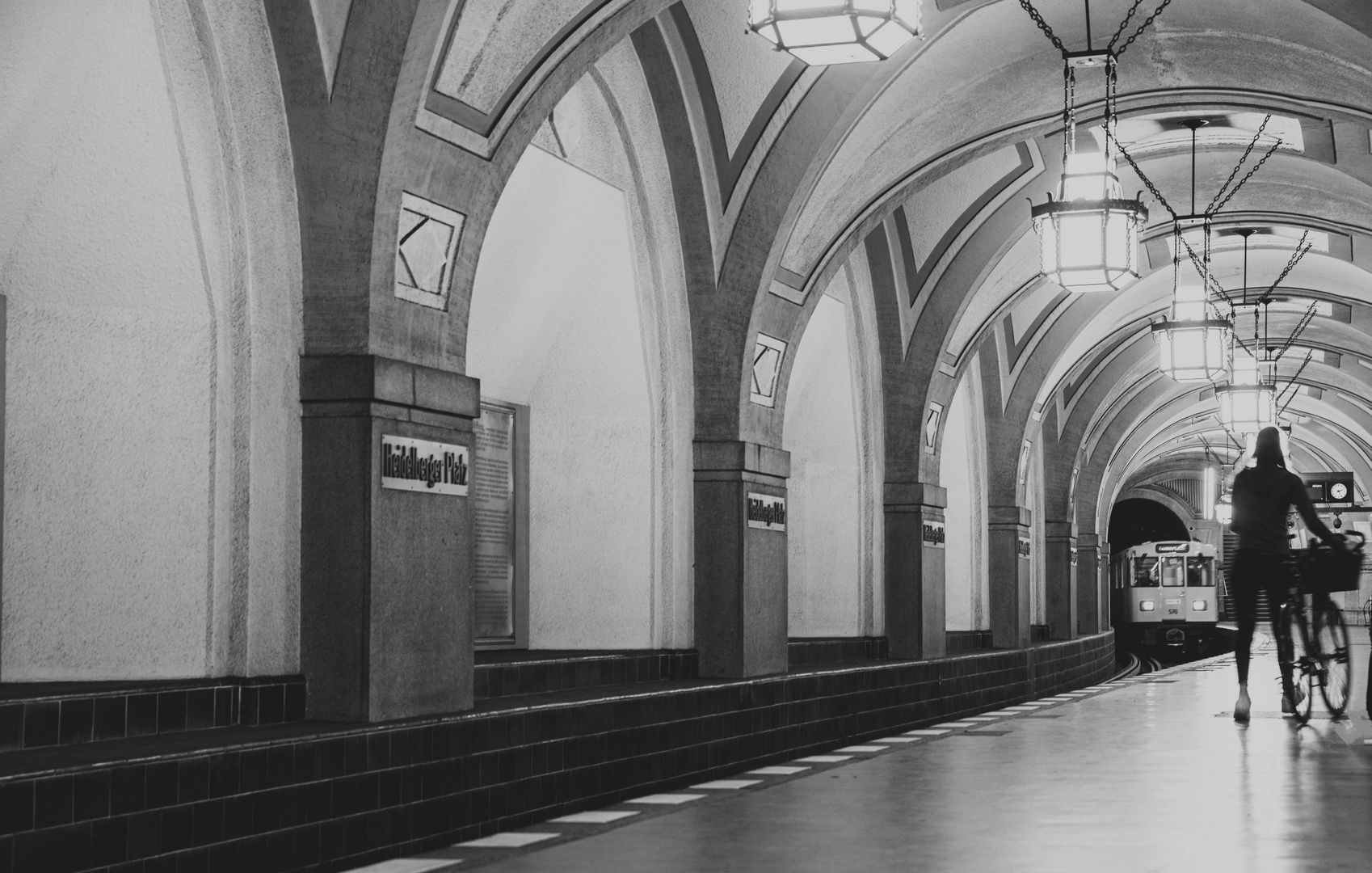 U-Bahnstation Heidelberger Platz