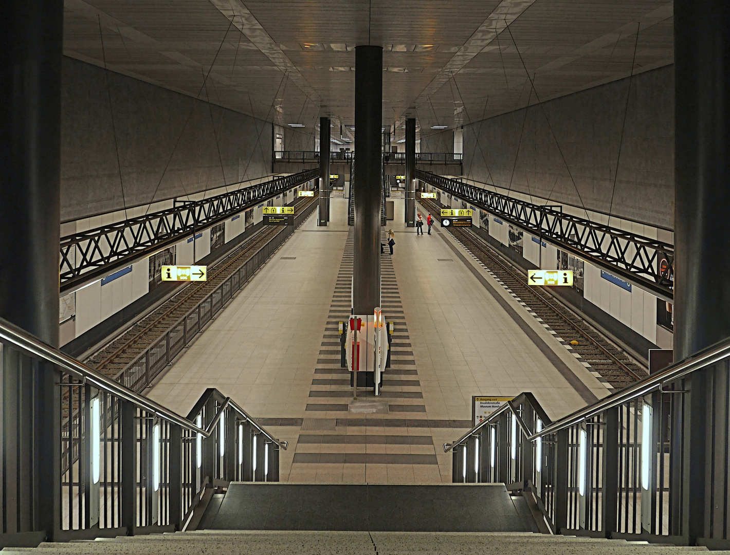 U-Bahnstation im Hauptbahnhof Berlin