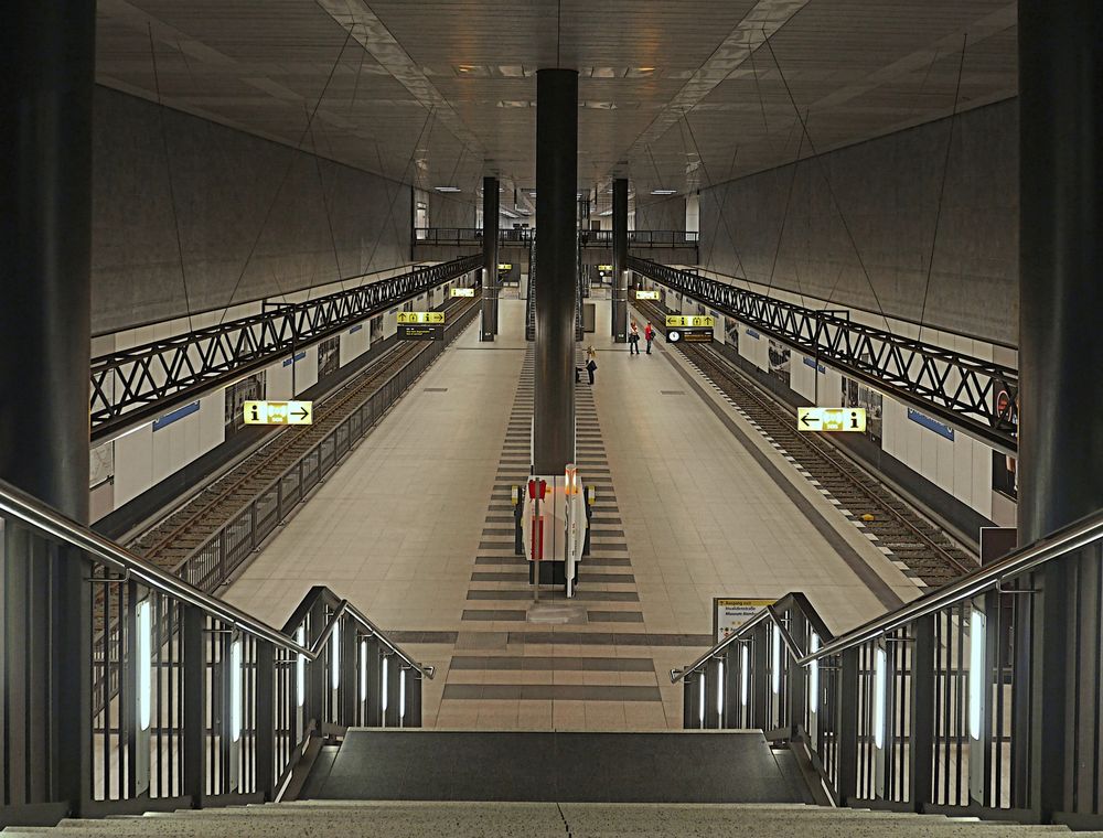 UBahnstation im Hauptbahnhof Berlin Foto & Bild architektur, bahnhöfe & gleise, profanbauten