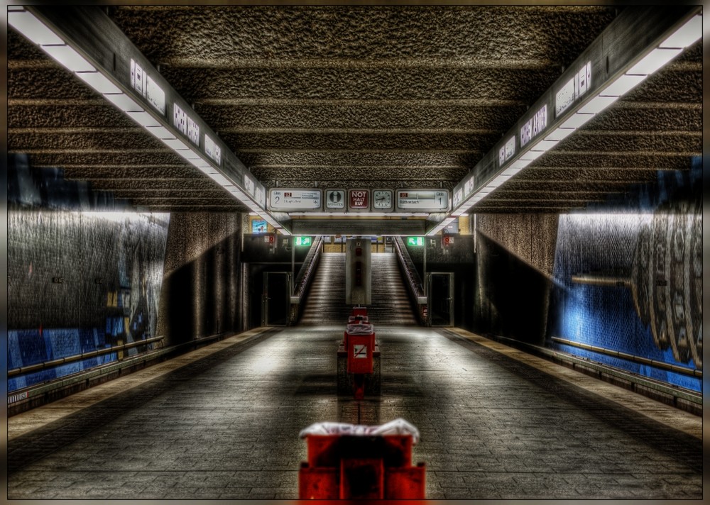 U-Bahnstation in Nürnberg ( U2 ) ;-)