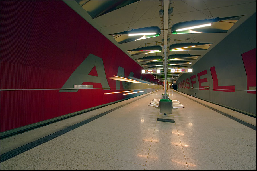 U-Bahnstation Moosfeld [2]