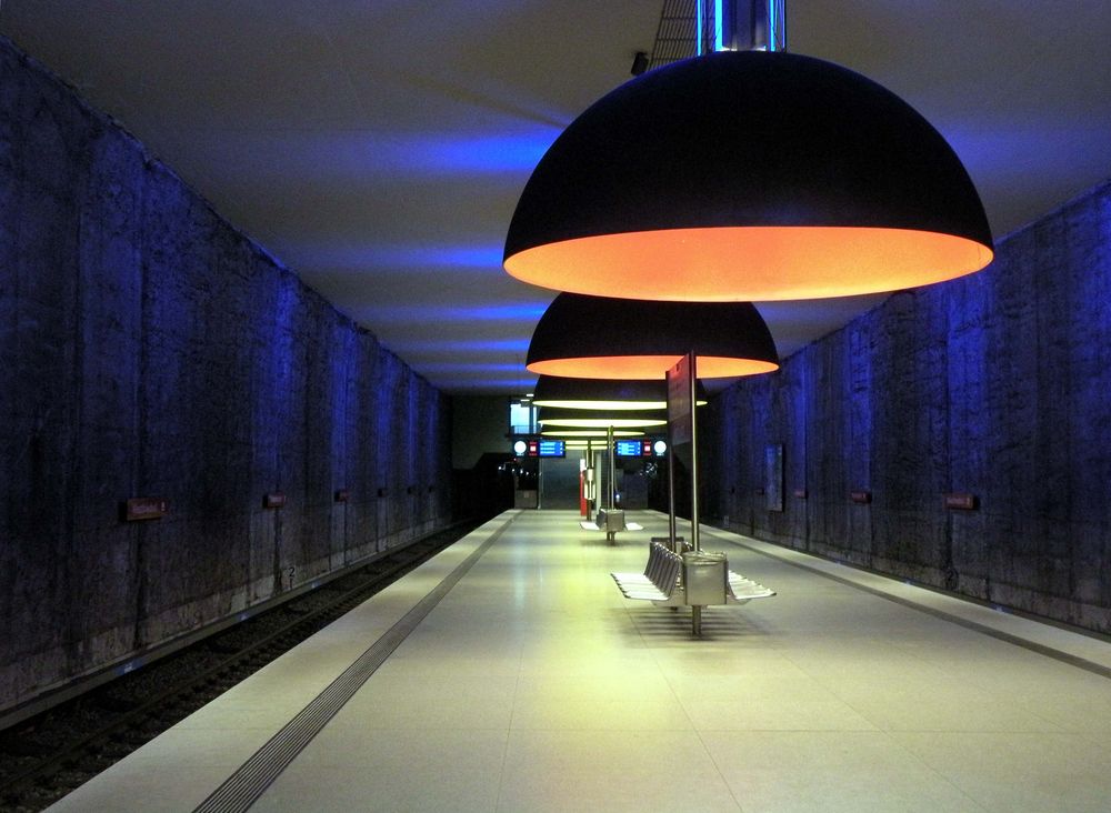 U-Bahnstation Westfriedhof München 2013