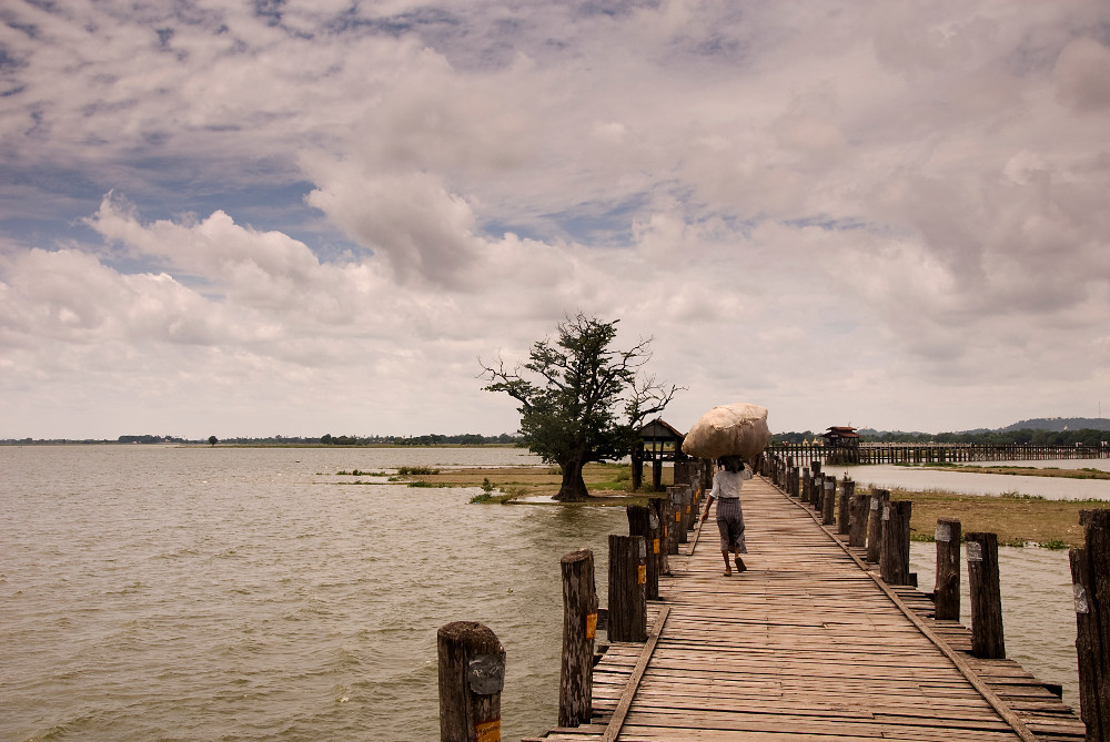 U Bein Bridge