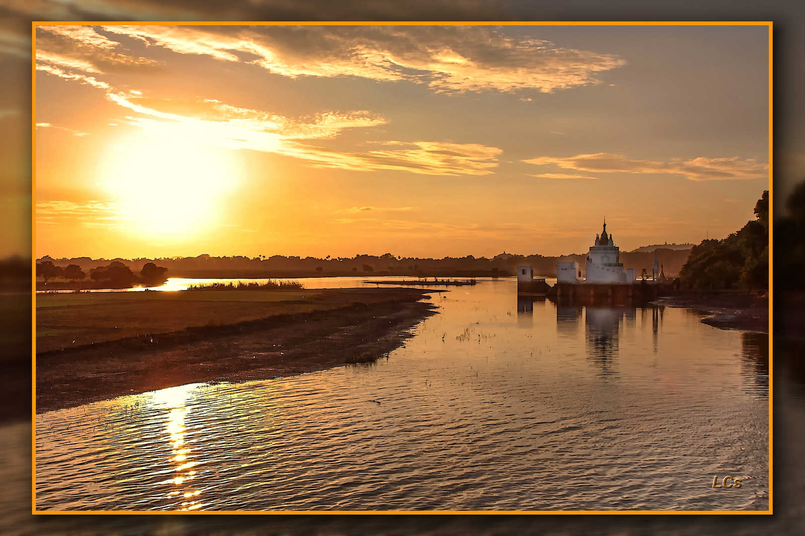 U Bein Bridge Sunset