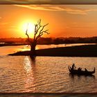 U Bein Bridge Sunset mit Boot