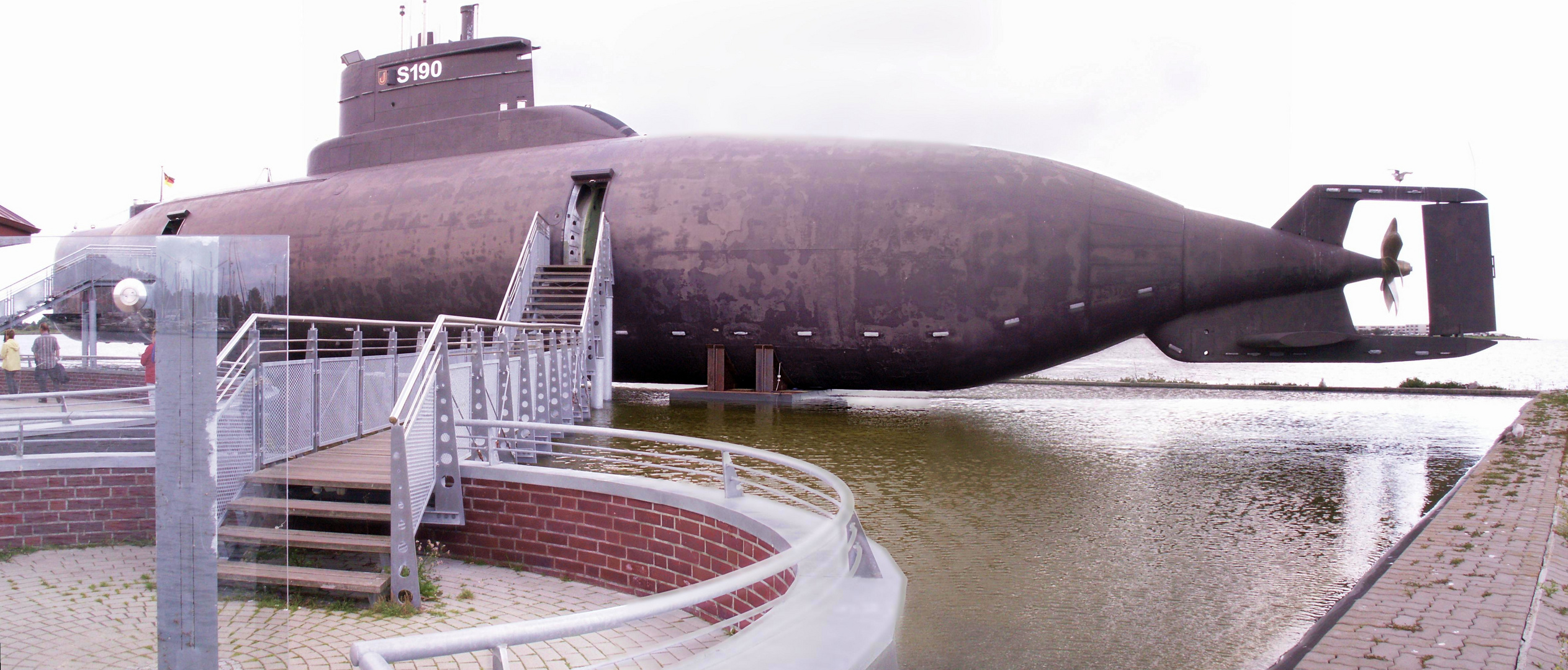 U-Boot im Hafen von Burgstaaken auf Fehmarn