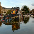 U-Boot im Jardin des Tuileries aufgetaucht