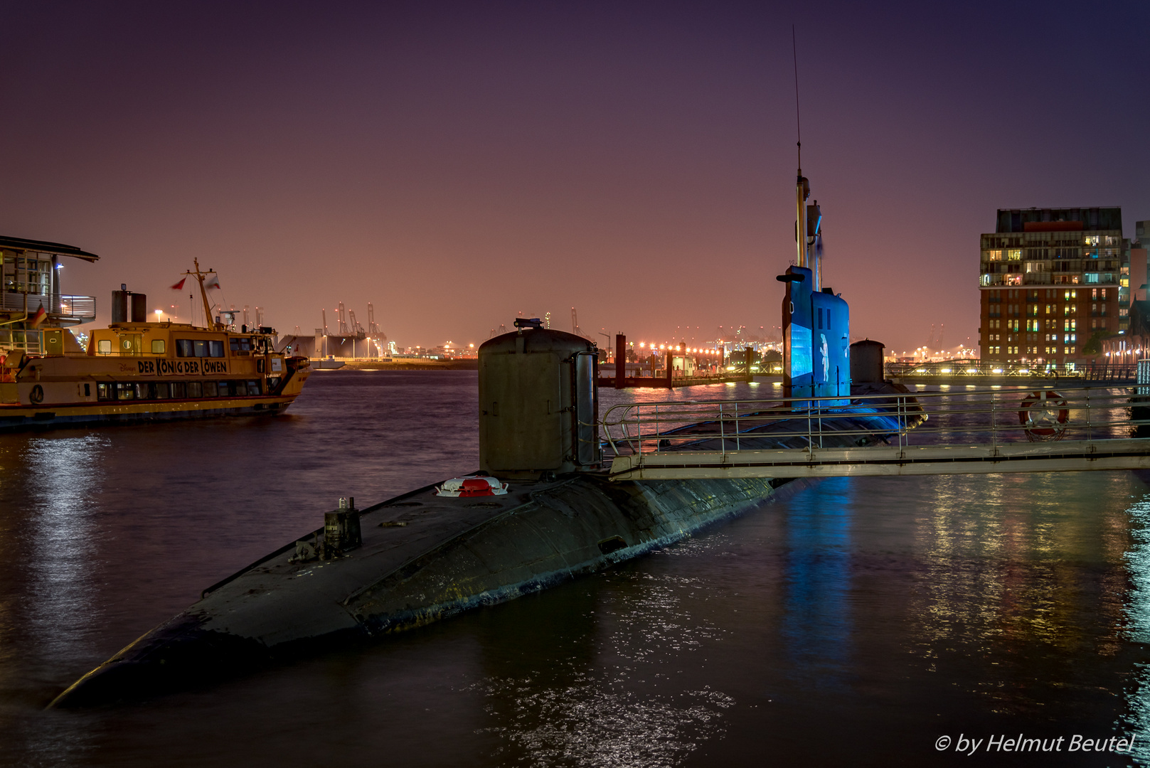 U-Bootmuseum Hamburg -U434 color