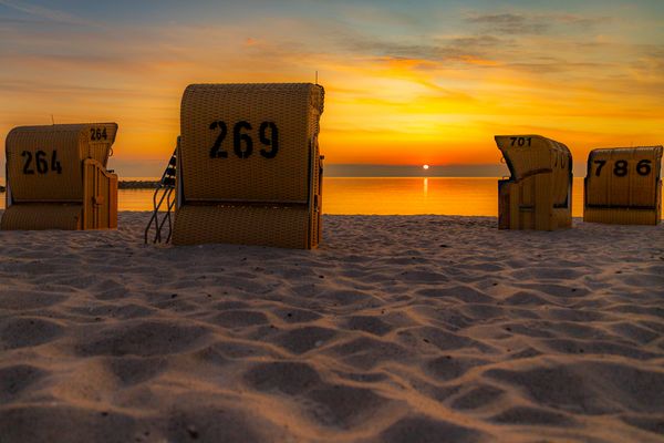 U R L A U B S R E I F 