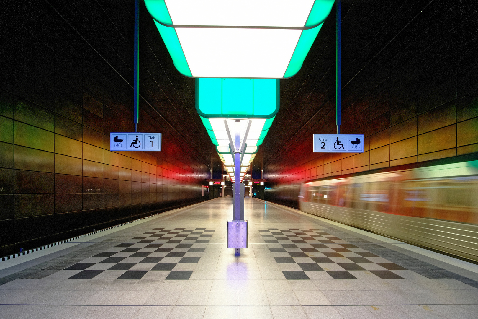 U4 - Hafencityuniversität