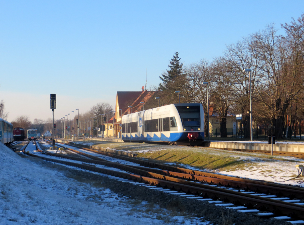 UBB vor Bahnhof Zinnowitz