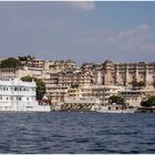 udaipur: stadtpalast mit lake palace.....