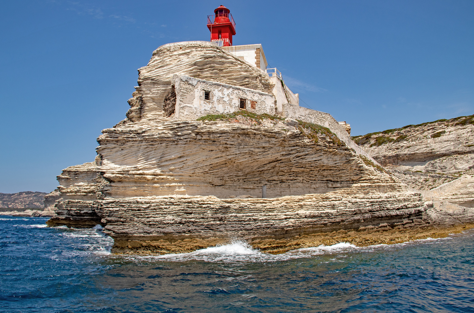 Über allem wacht der rote Turm - Bonifacio