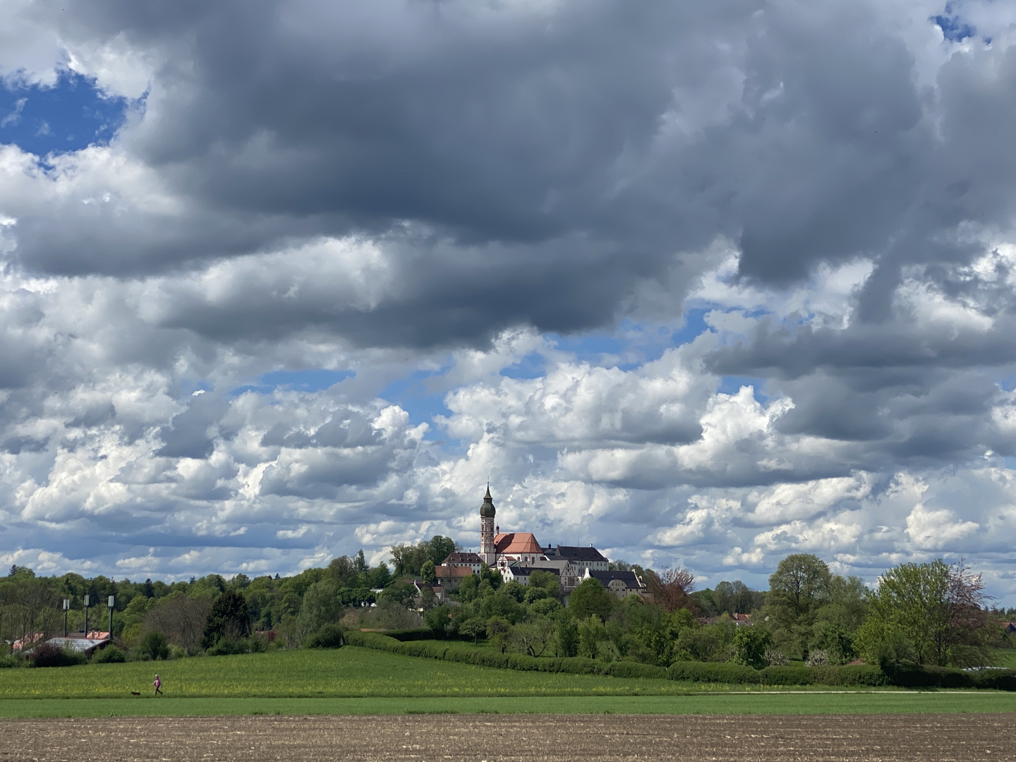 Über Andechs lacht die Sonne