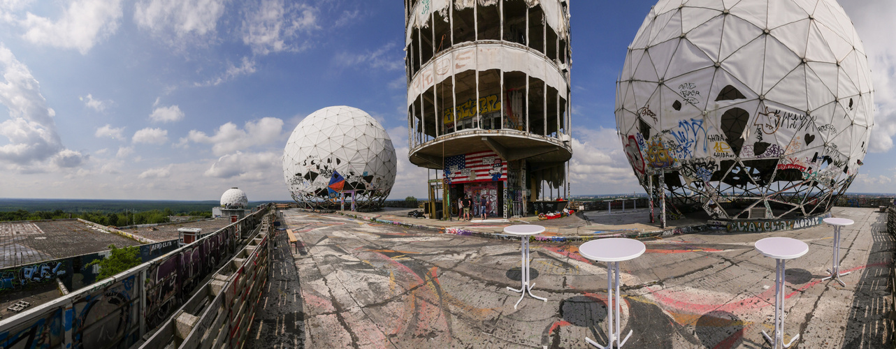 über Berlin horchen Foto & Bild marodes, specials, spezial Bilder auf