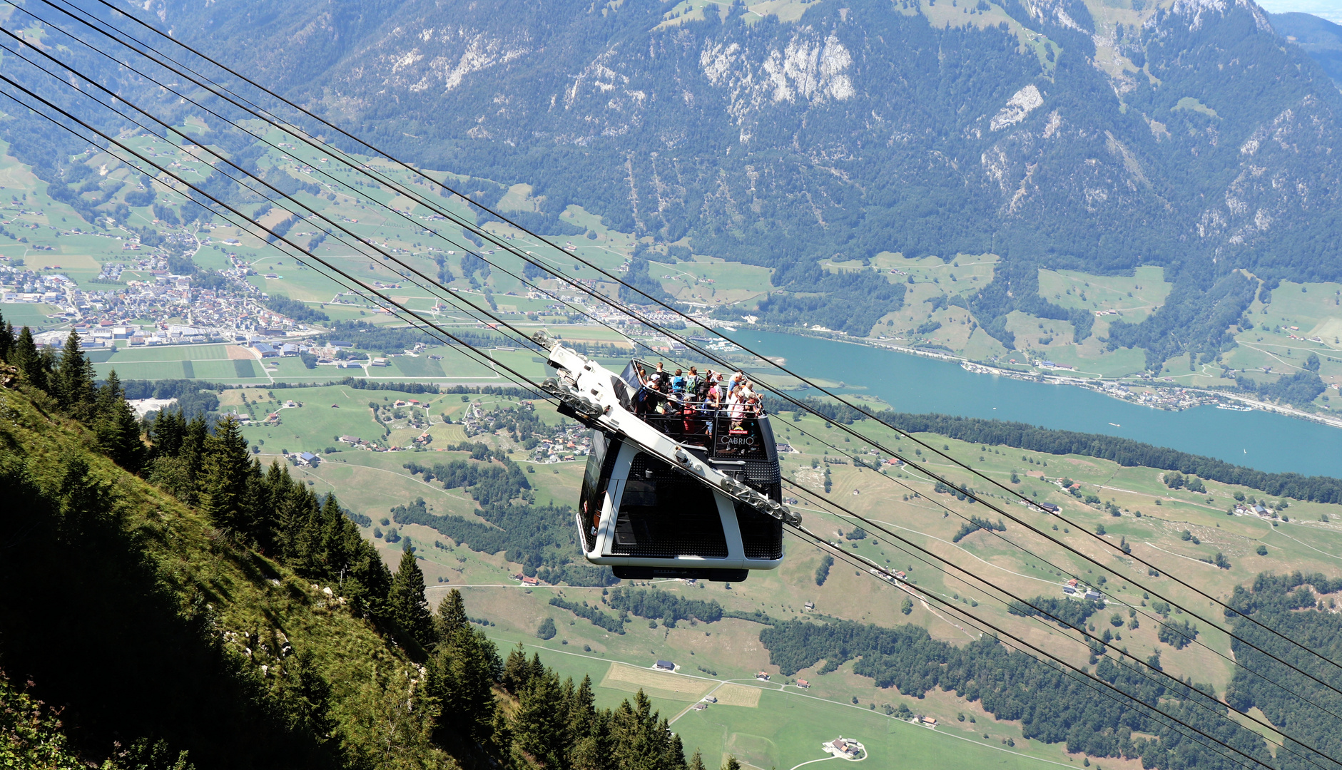 Über dem Alpnachersee