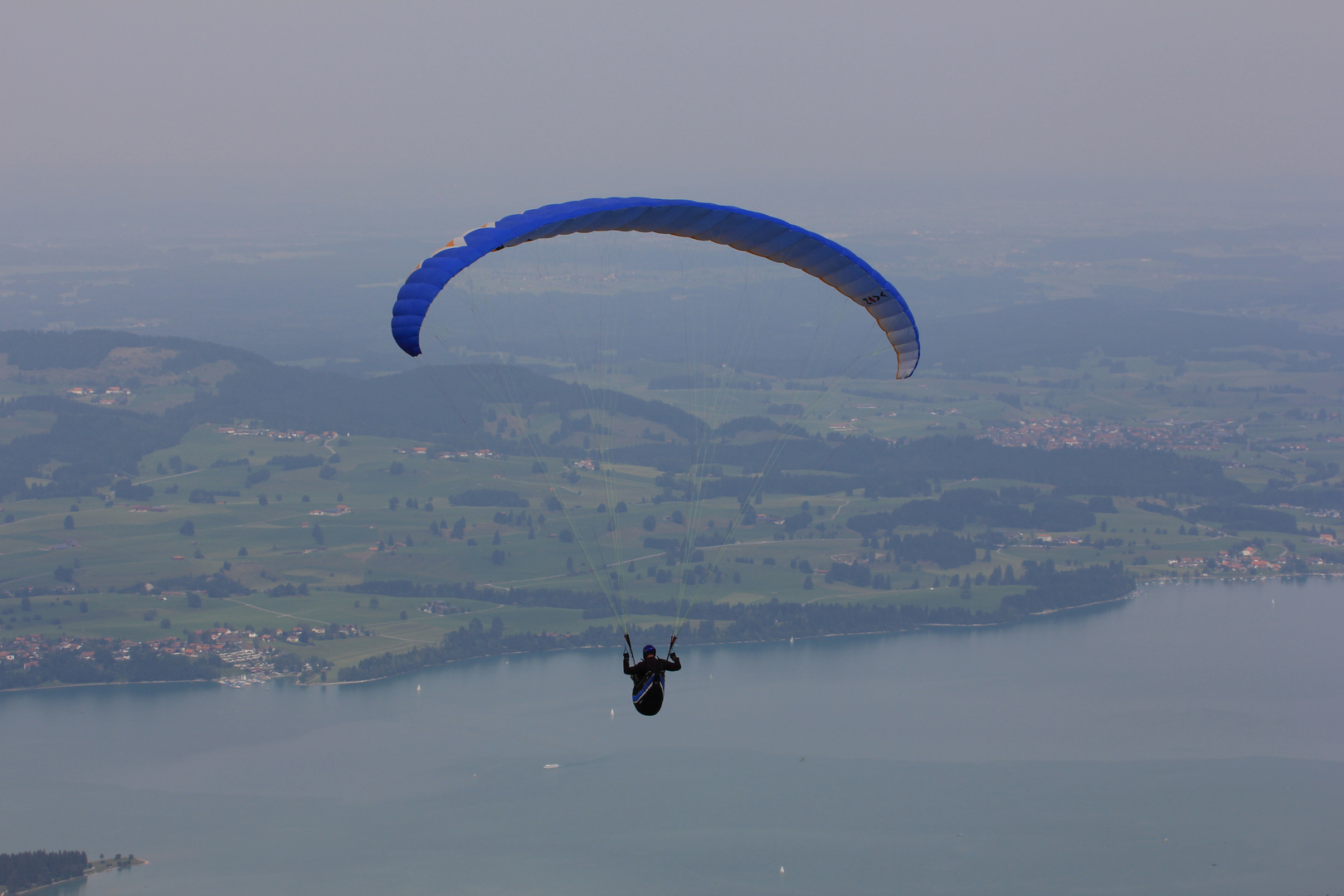 Über dem Forggensee