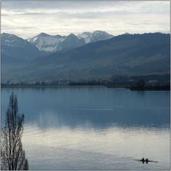 über dem Zürichsee