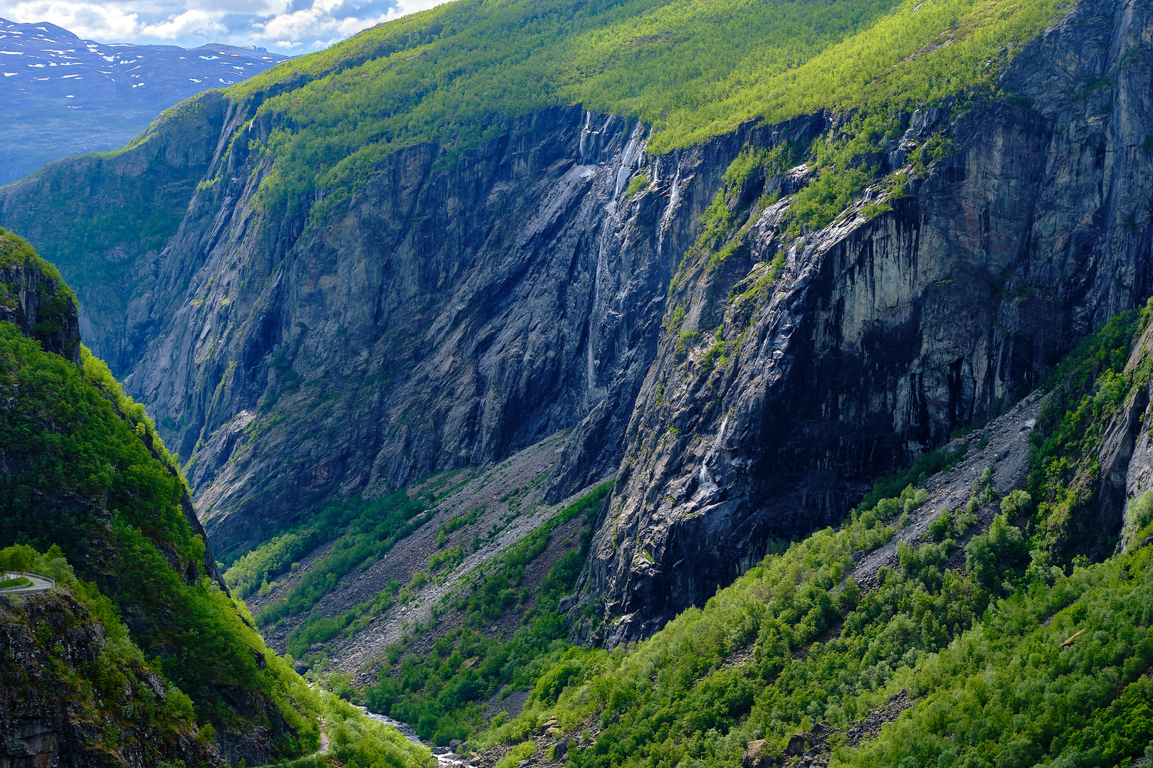 Über den Bergpass