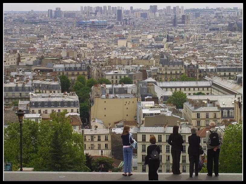 Über den Dächer von Paris