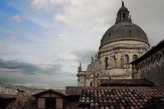 Über den Dächer von Venedig 