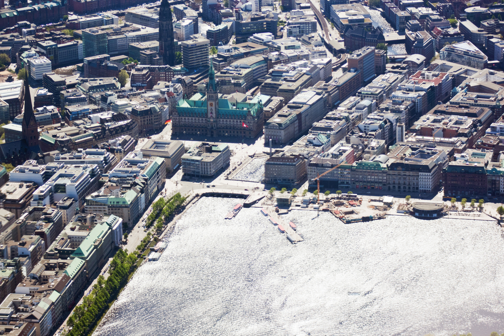Über den Dächern, der schönsten Stadt der Welt Foto & Bild architektur, profanbauten, youth