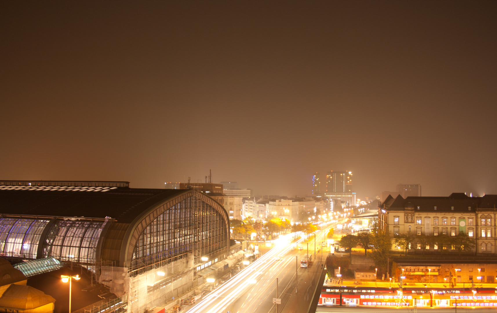 Über den Dächern von Hamburg