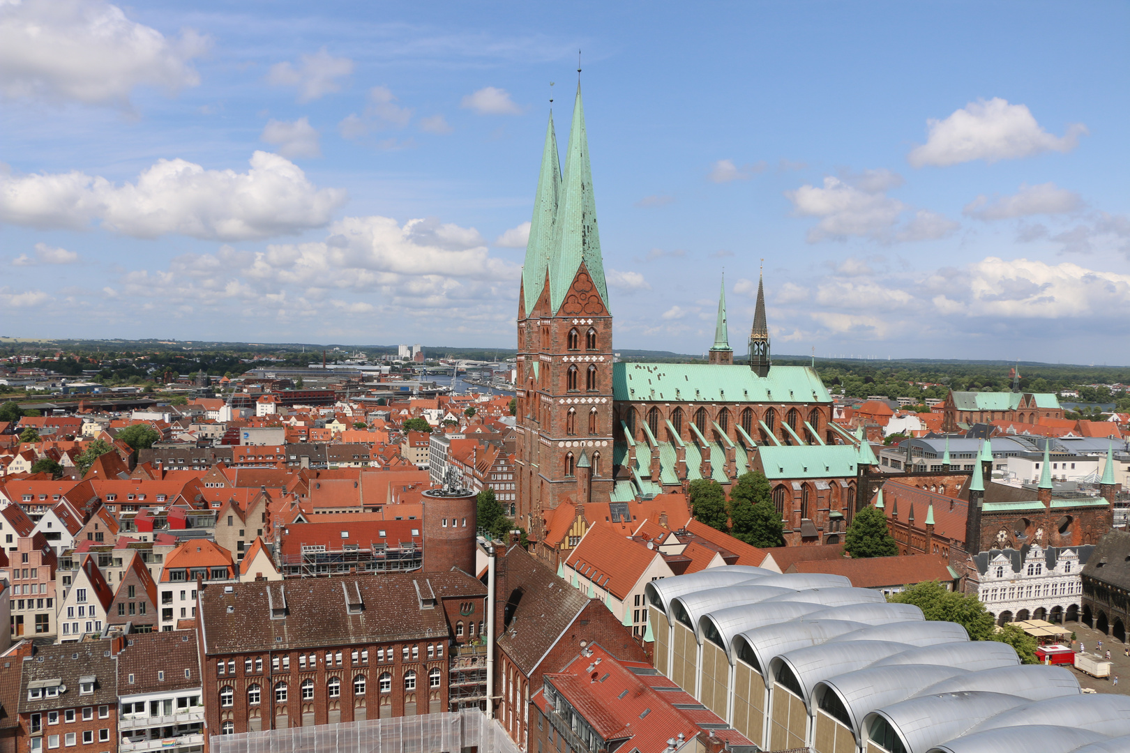 Über den Dächern von Lübeck 1