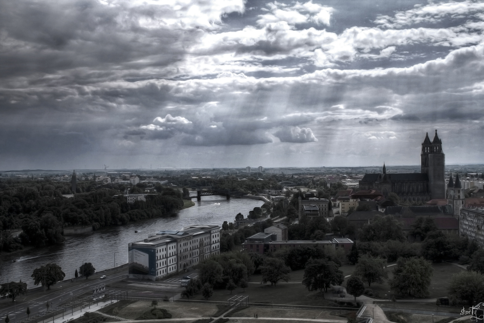 Über den Dächern von Magdeburg