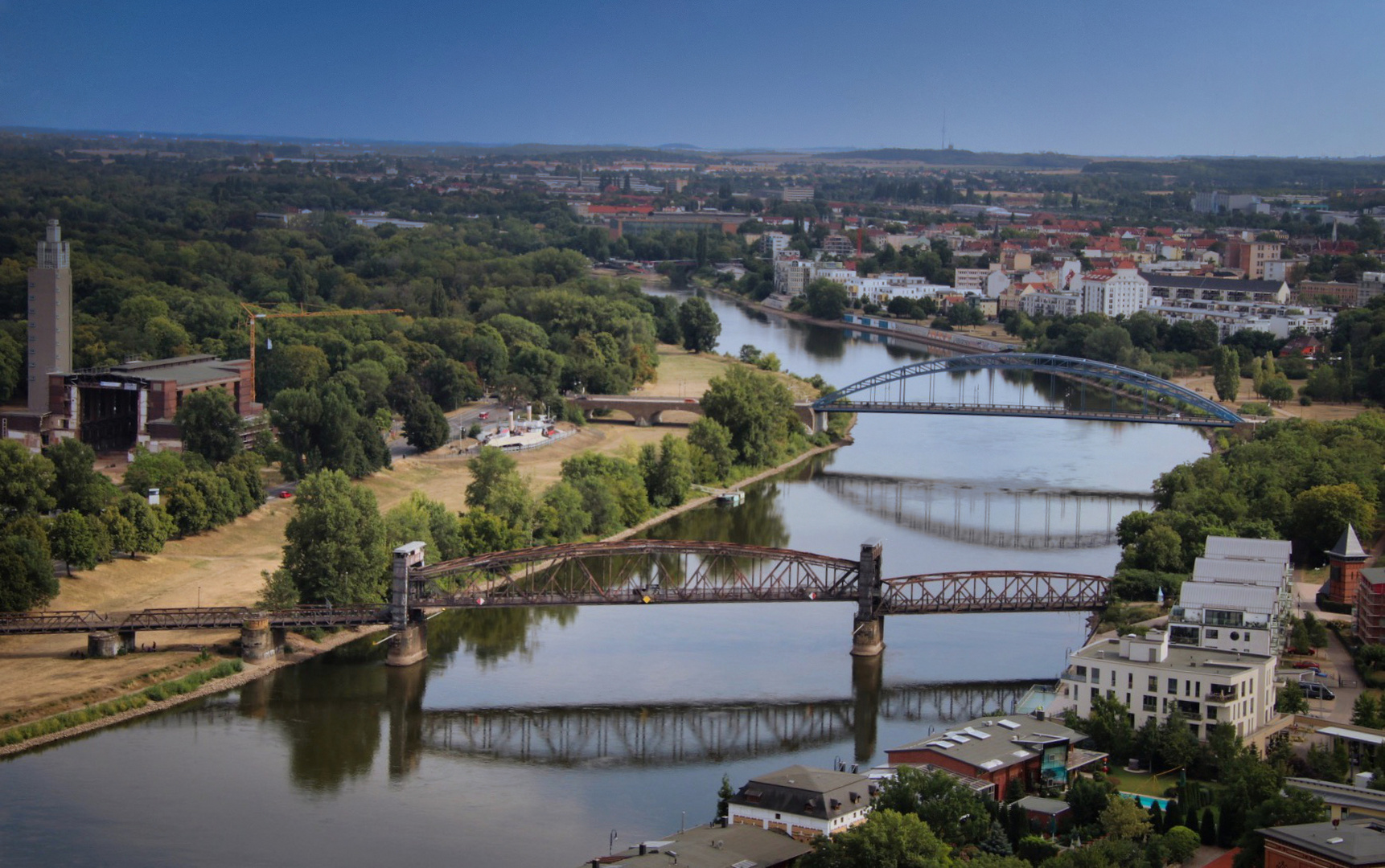 Über den Dächern von Magdeburg