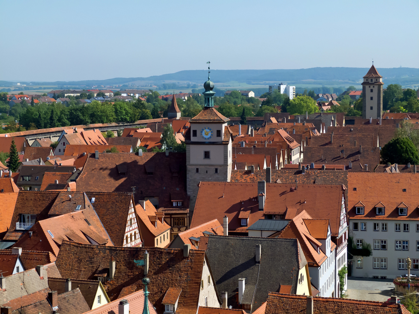 Über den Dächern von Rothenburg