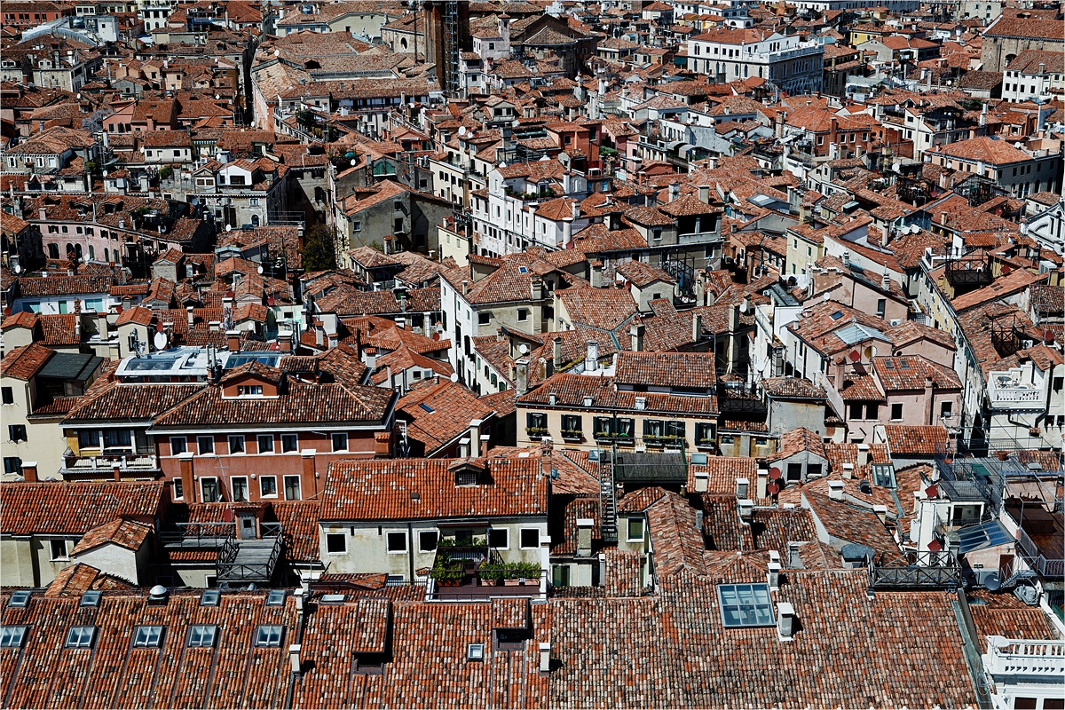 Über den Dächern von Venedig