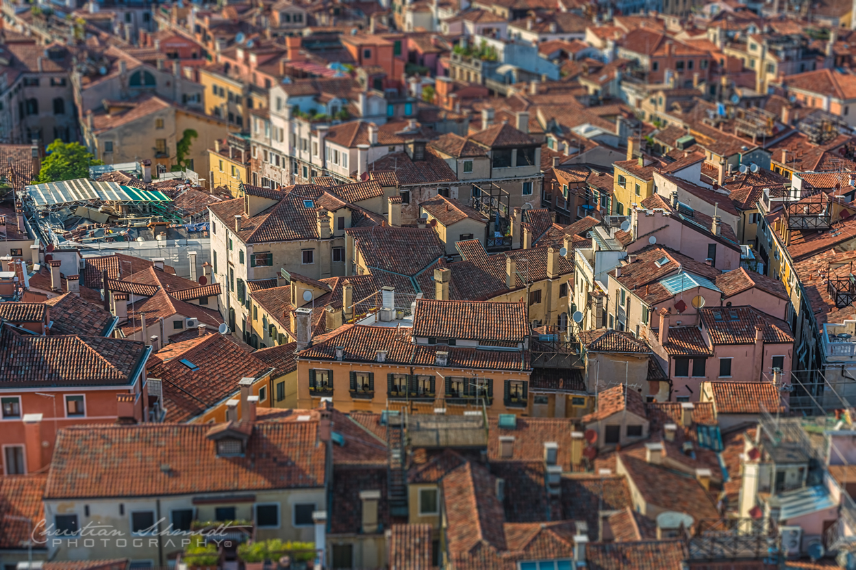 Über den Dächern von Venedig 