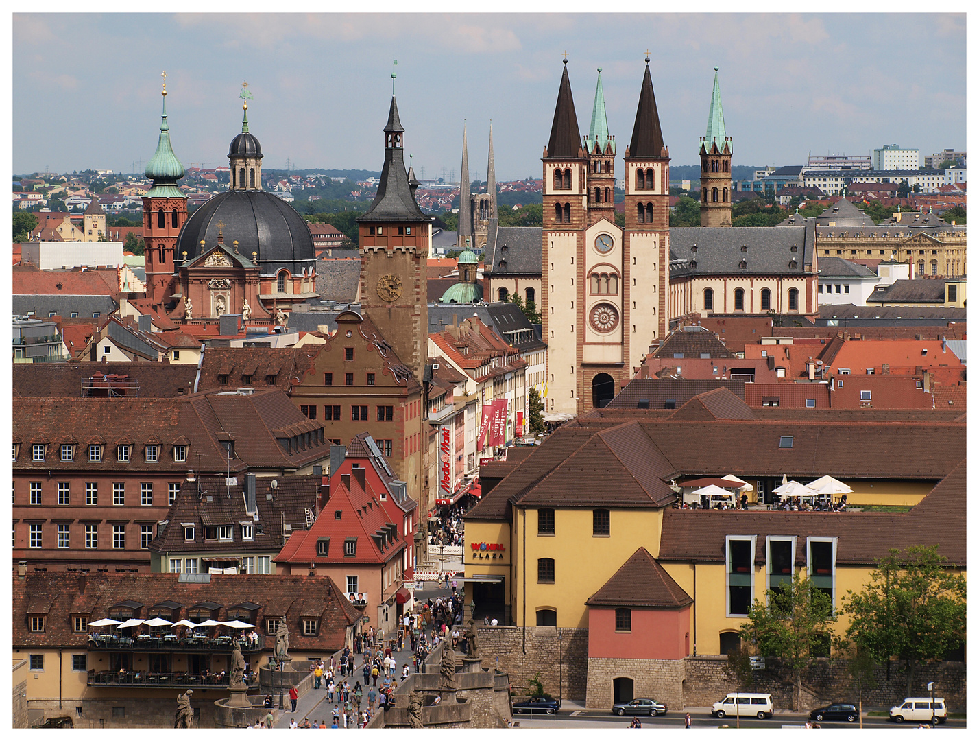 Über den Dächern von Würzburg