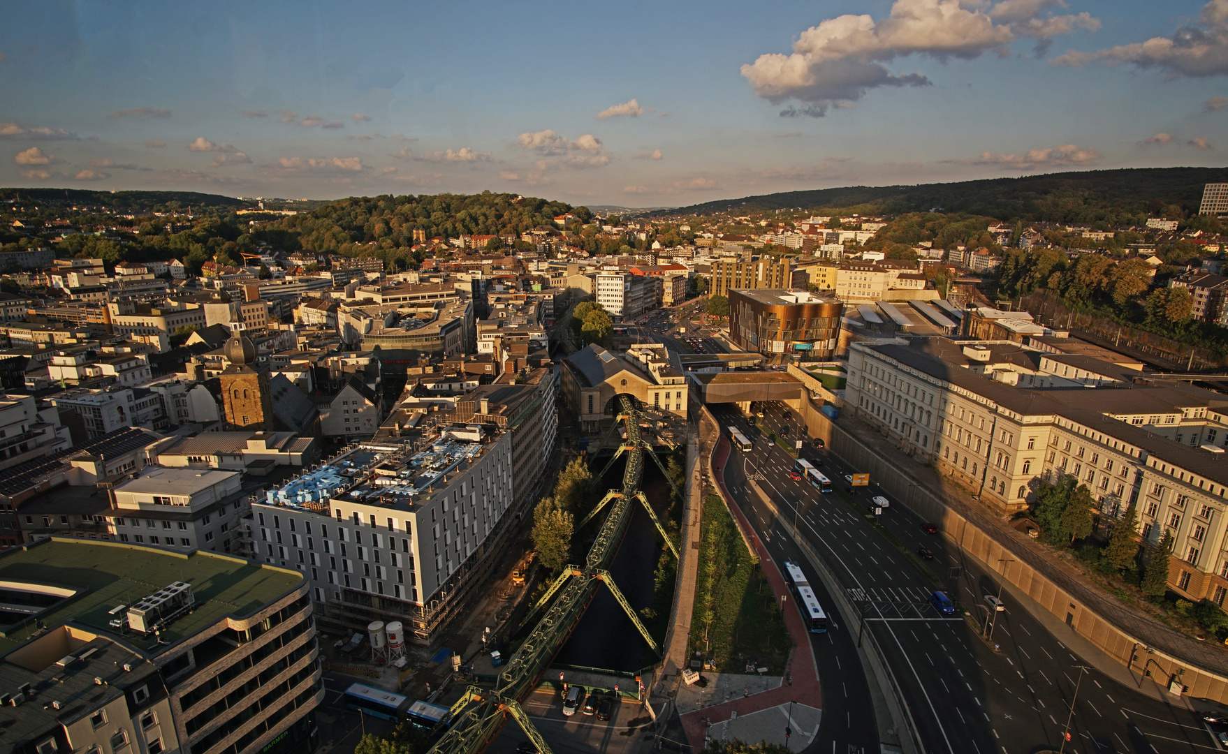 Über den Dächern von Wuppertal-Elberfeld (4)