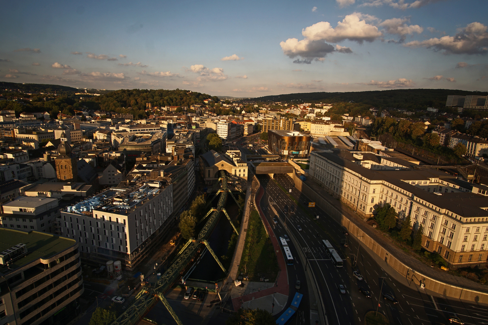 Über den Dächern von Wuppertal-Elberfeld
