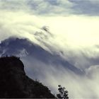 Über den Gipfeln, die Wolken gleiten ins Tal