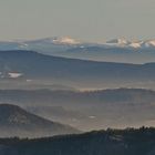 Über den Inversionswolken erneut das Riesengebirge in 120 km Entfernung und...