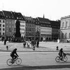 Über den Max-Joseph-Platz